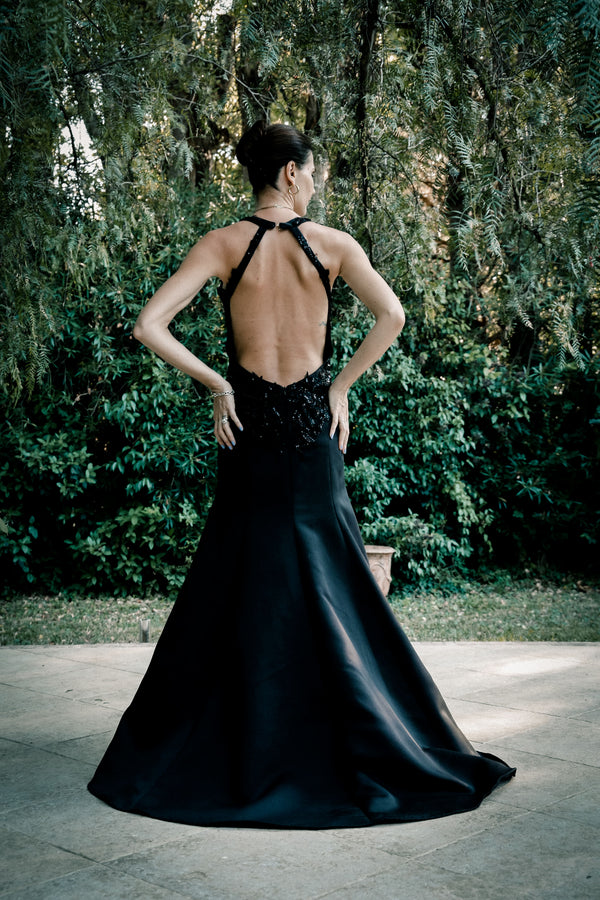 Patron de couture Robe sirene Traine Dos plongeant Effet dramatique Robe de soirée à bretelles Robe de mariée dos plongeant Fanart inspiré de The Vampire Diaries Couture débutant Couture spectaculaire accessible aux débutants Robe effet wahou Patronde couture The Mystic Fall's Couture Les dimanches couture